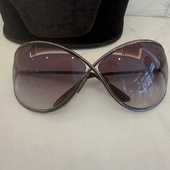 Tom Ford Miranda Sunglasses with case - Picture 1 of 5
